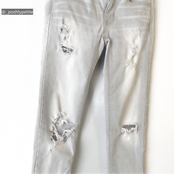 American Eagle grey super stretch low rise distressed jegging - Picture 5 of 16